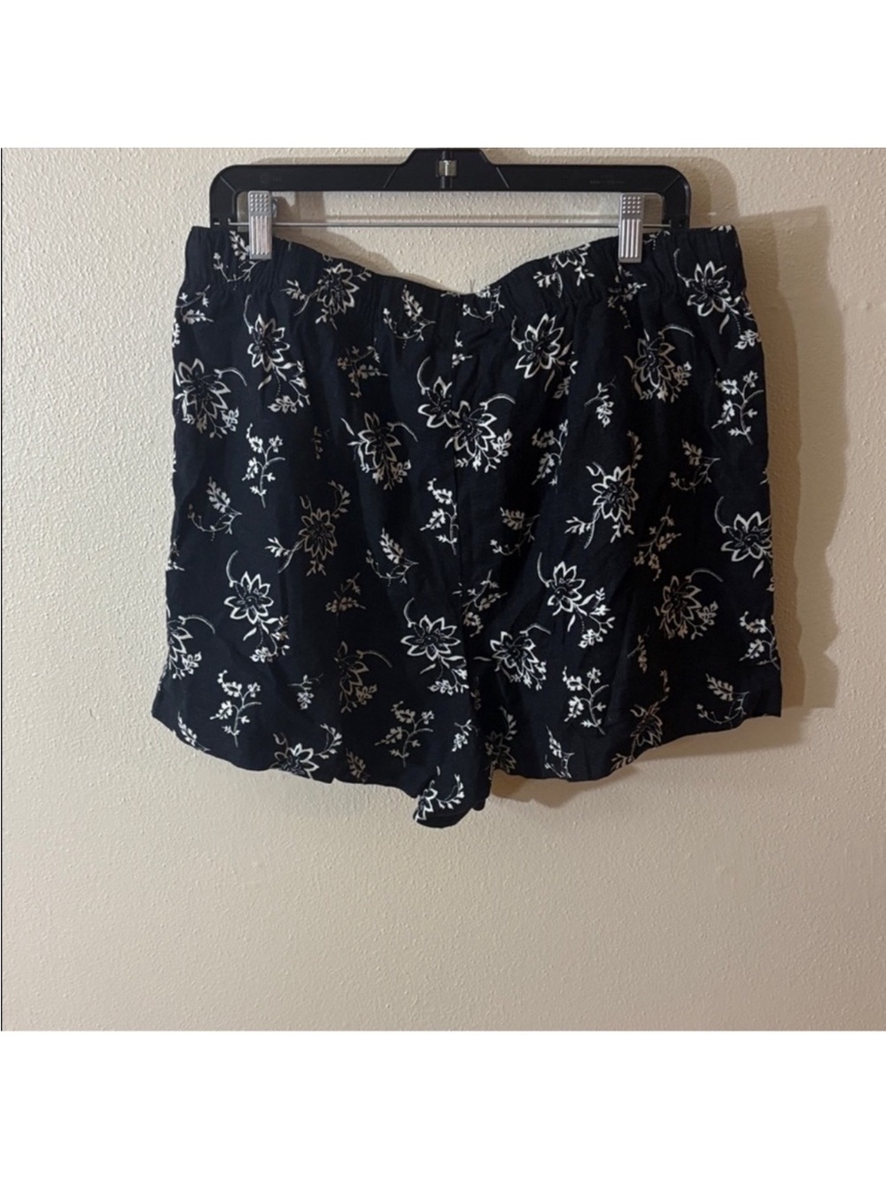 Lucky Brand Black Floral Drawstring Shorts - Picture 3 of 4